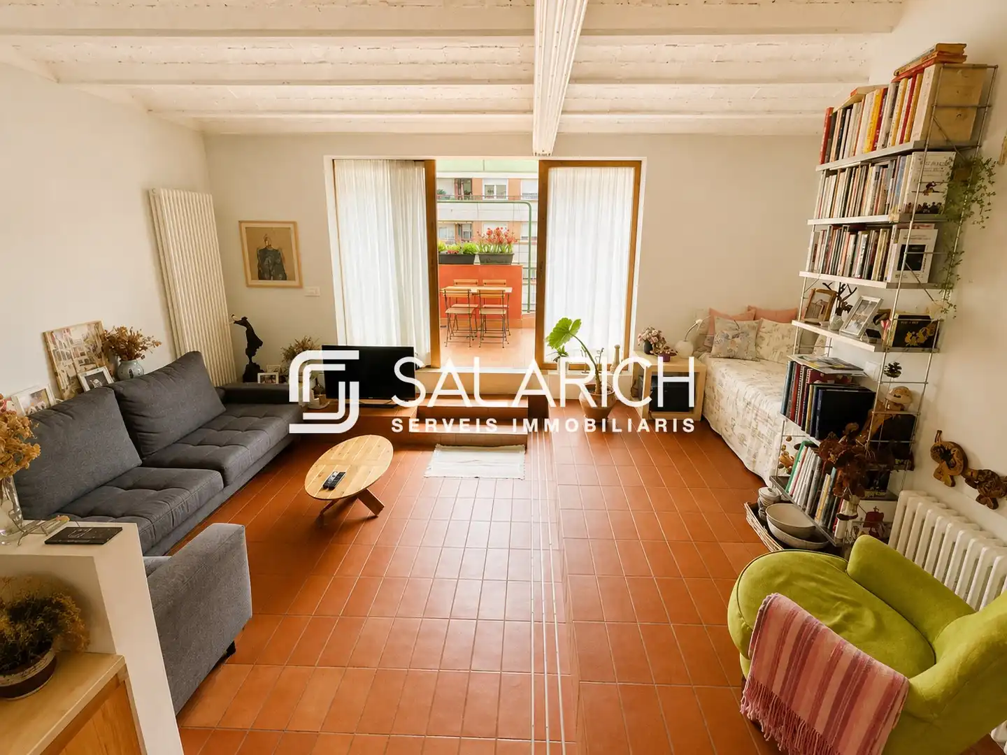 Sala de estar de Ático en venta en Barcelona con Aire acondicionado, Calefacción y Terraza