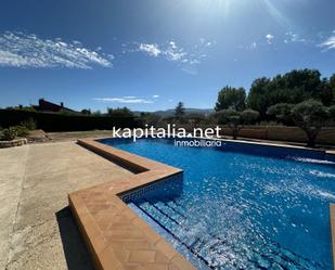 Piscina de Casa o xalet en venda en Agullent amb Terrassa i Piscina