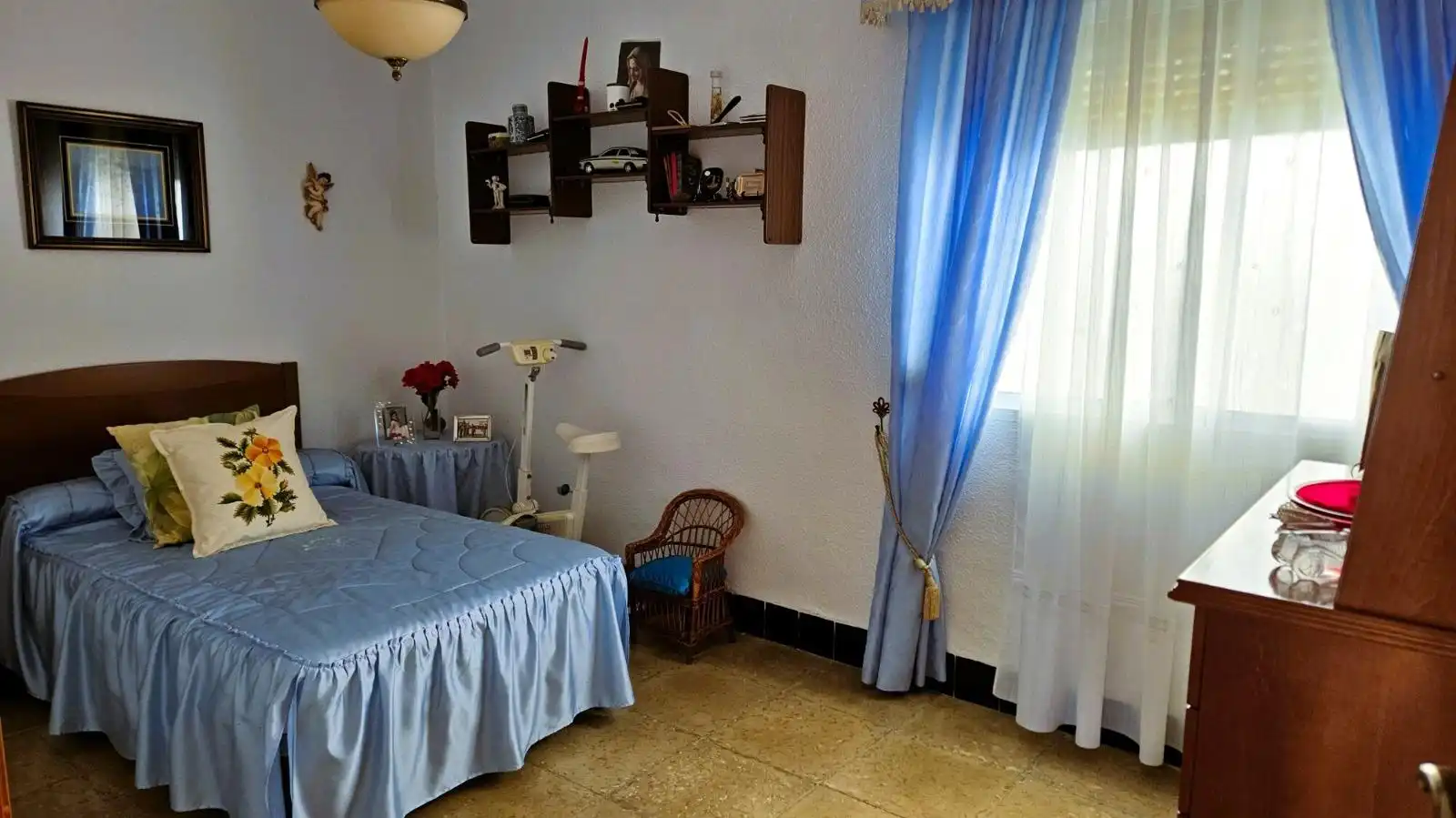 Dormitori de Casa adosada en venda en Salobreña amb Terrassa