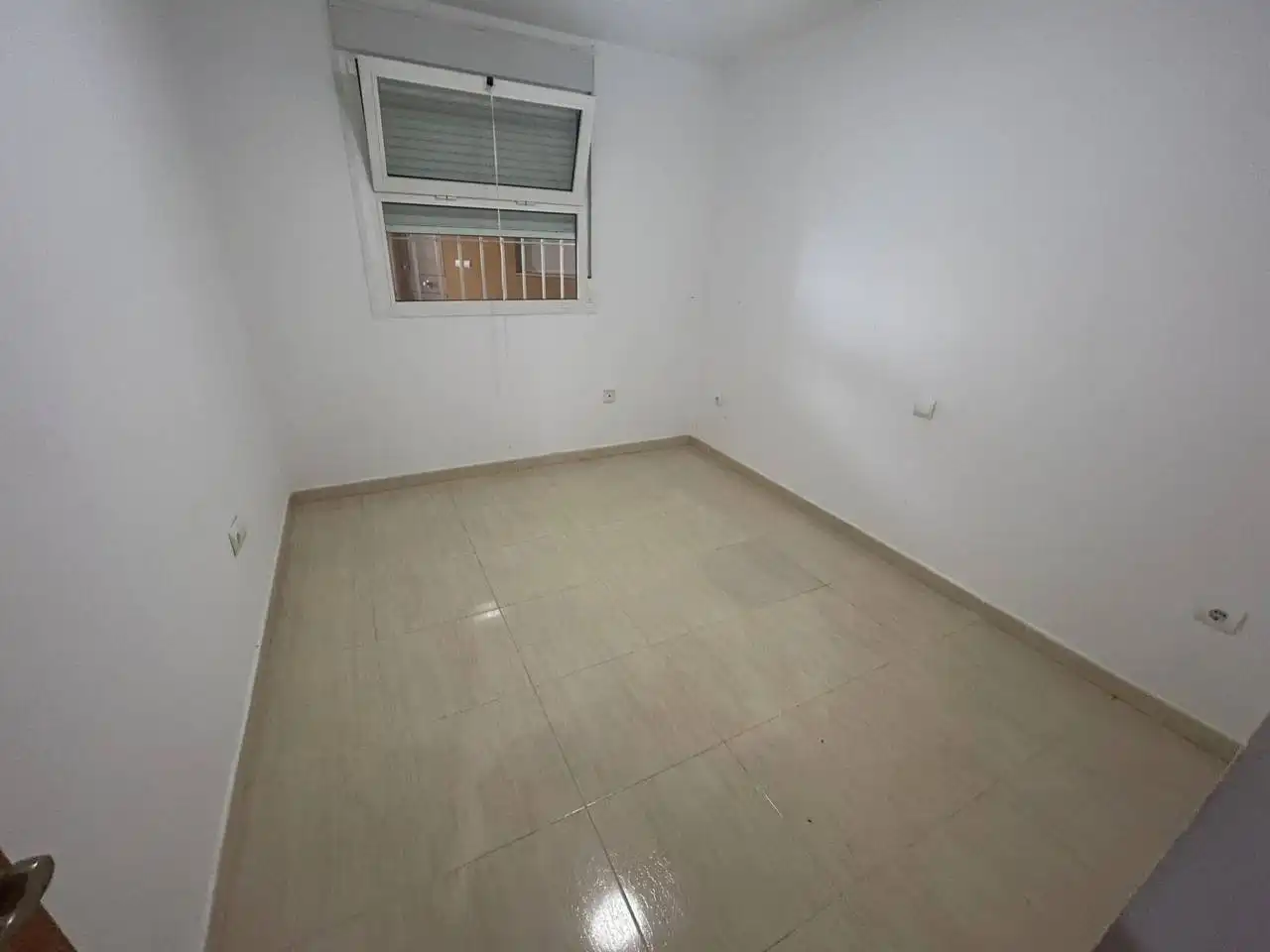Habitación de Piso en venta en Roquetas de Mar con Aire acondicionado, Terraza y Piscina comunitaria