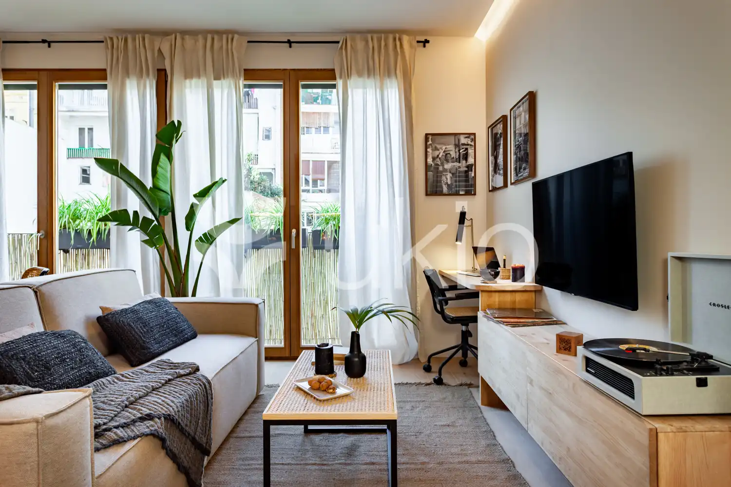 Sala de estar de Apartamento de alquiler en Barcelona con Aire acondicionado, Calefacción y Amueblado
