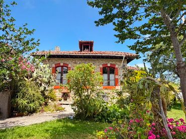 Casa rústica amb balcó en venda a El Gobernador - el Puntal 64