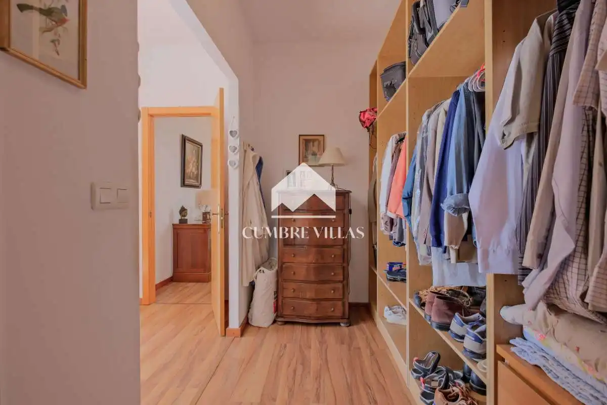 Dormitori de Casa o xalet en venda en Almuñécar amb Calefacció, Jardí privat i Terrassa