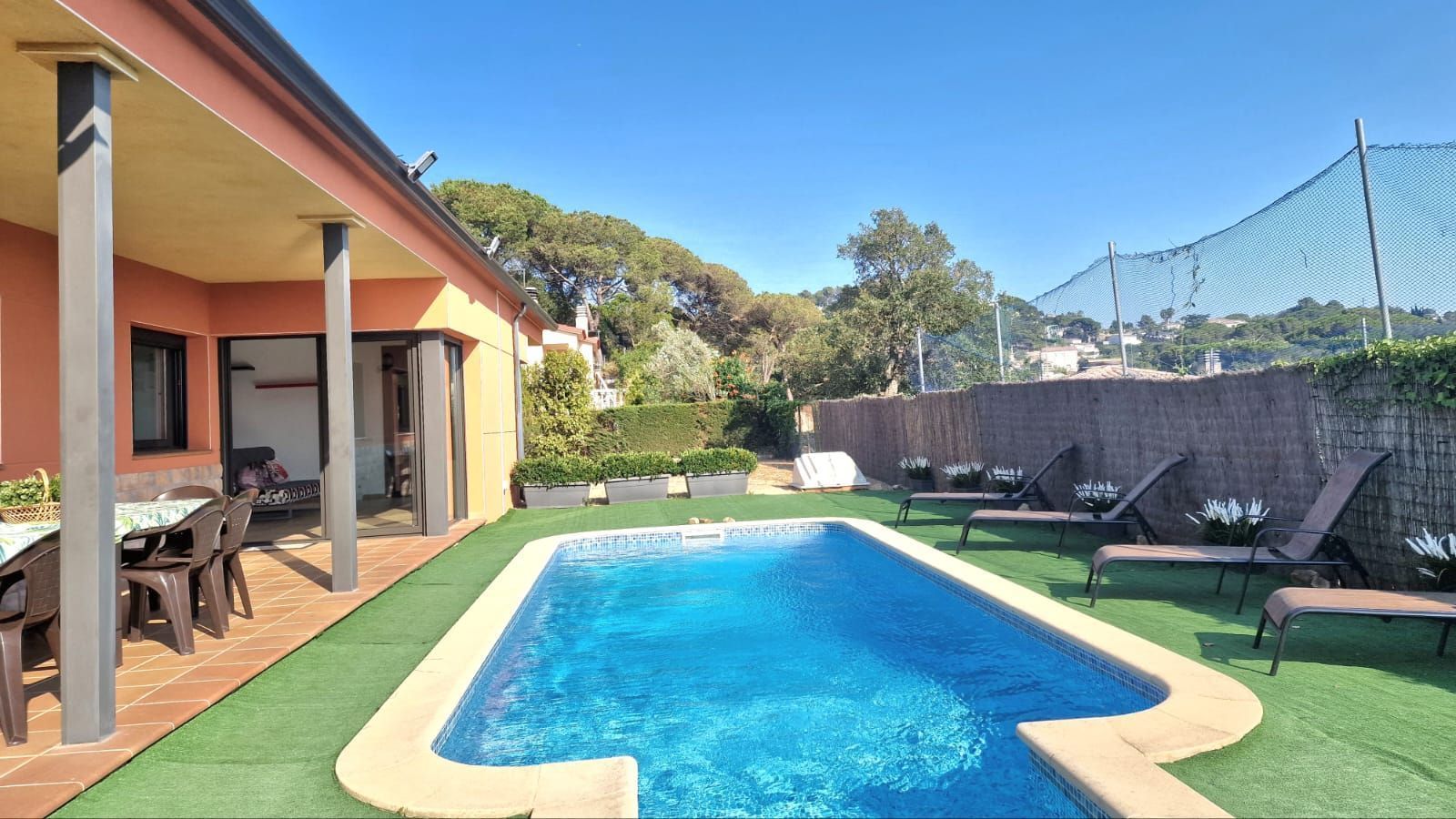 Piscina de Casa o xalet en venda en Lloret de Mar amb Aire condicionat, Calefacció i Jardí privat