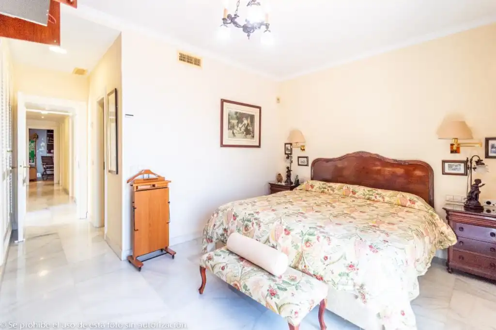 Dormitori de Dúplex en venda en Torremolinos amb Aire condicionat, Terrassa i Moblat