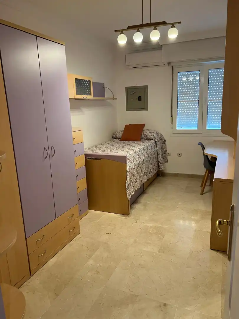 Habitación de Casa adosada en venta en Melilla con Aire acondicionado, Jardín privado y Terraza