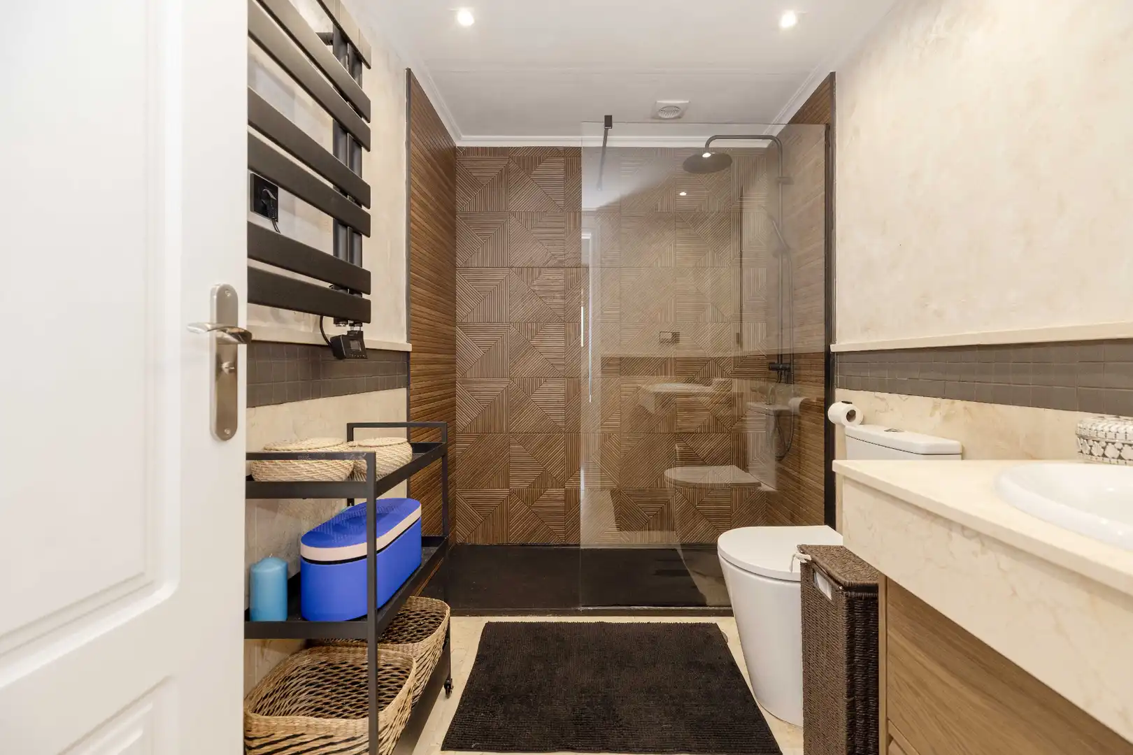 Badezimmer von Wohnung zum Verkauf in Marbella mit Klimaanlage, Heizung und Terrasse