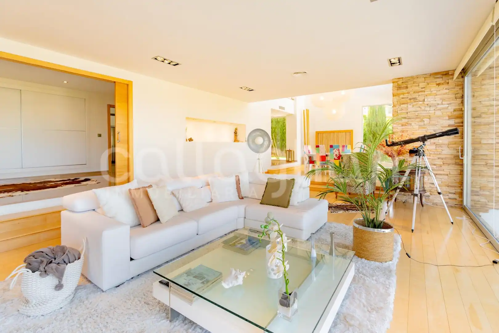 Sala de estar de Casa o chalet en venta en Chiva con Aire acondicionado, Calefacción y Jardín privado