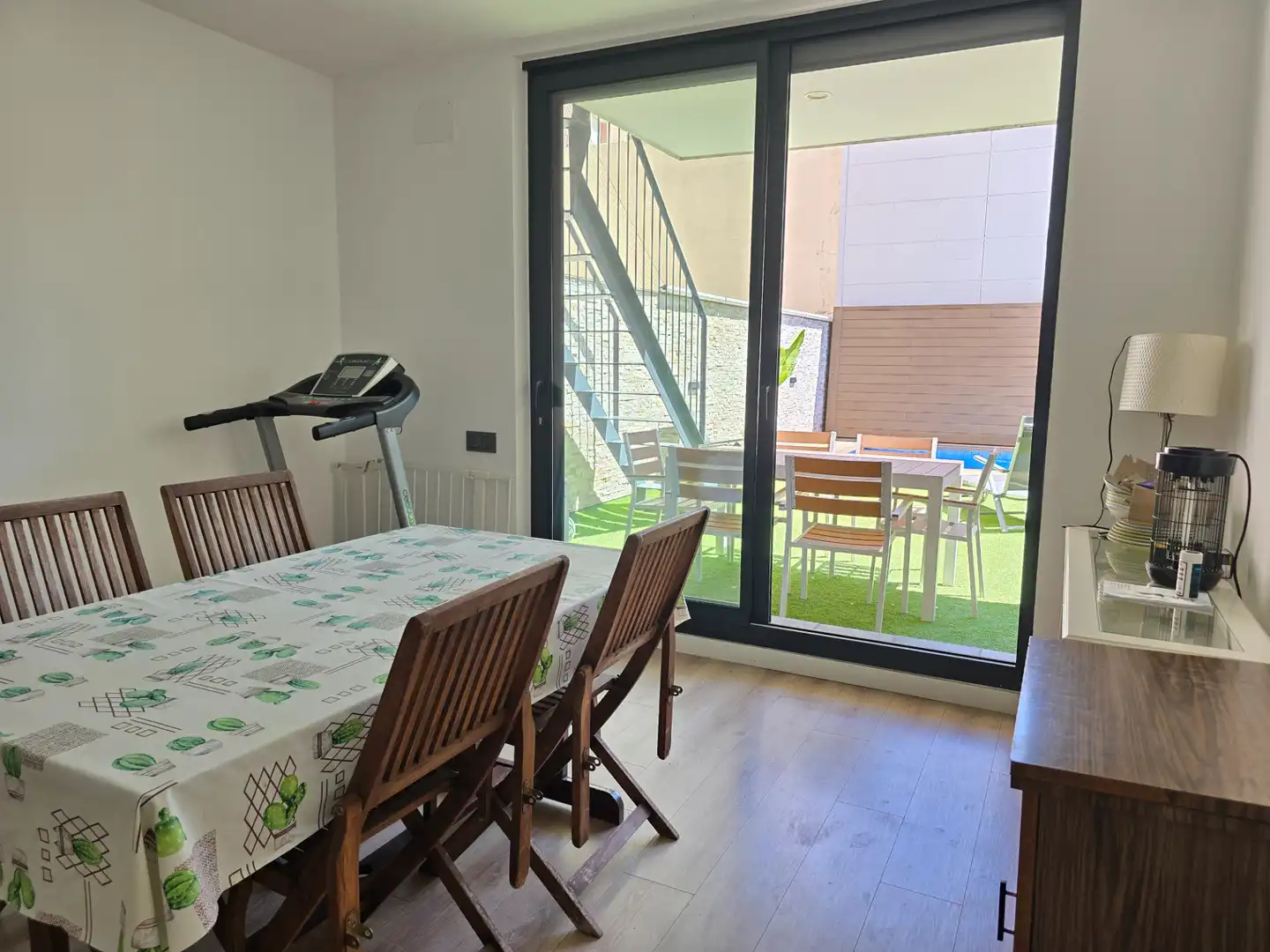 Terrasse von Einfamilien-Reihenhaus zum Verkauf in Sabadell mit Terrasse und Schwimmbad