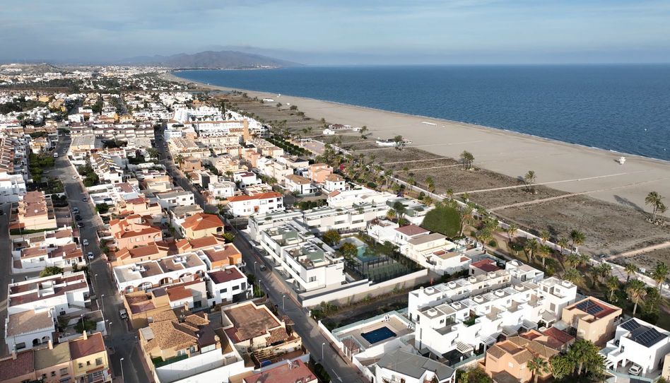 Foto 0 de Promoció BAYRA BEACH PRIMERA LÍNEA DE PLAYA