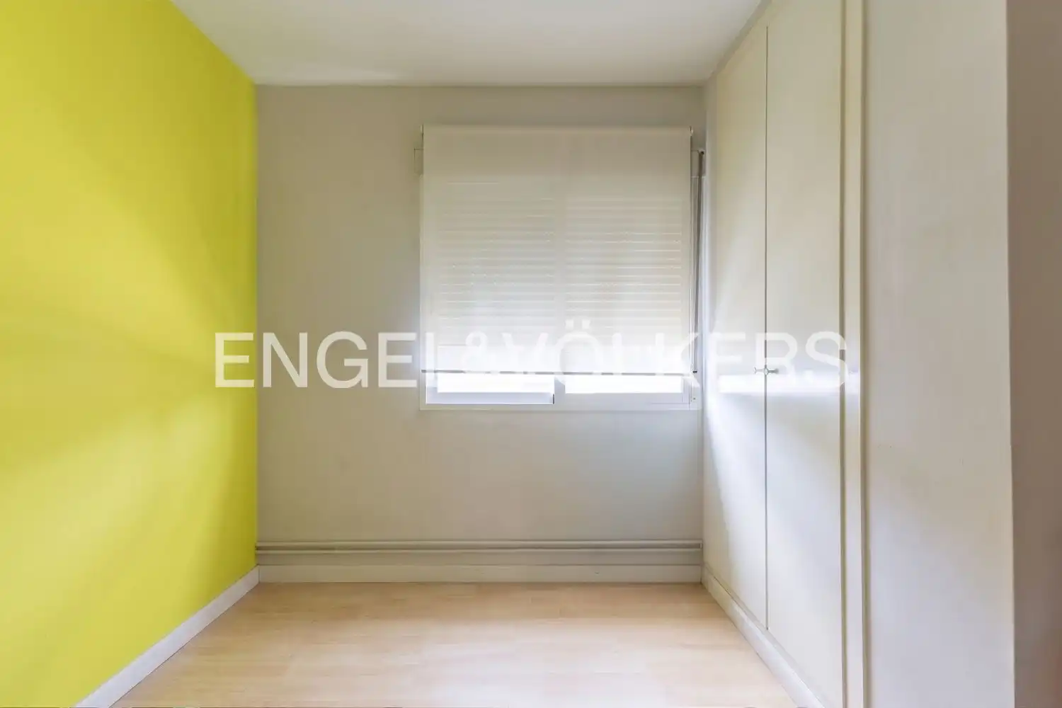 Habitación de Piso en venta en Valencia con Aire acondicionado, Calefacción y Balcón