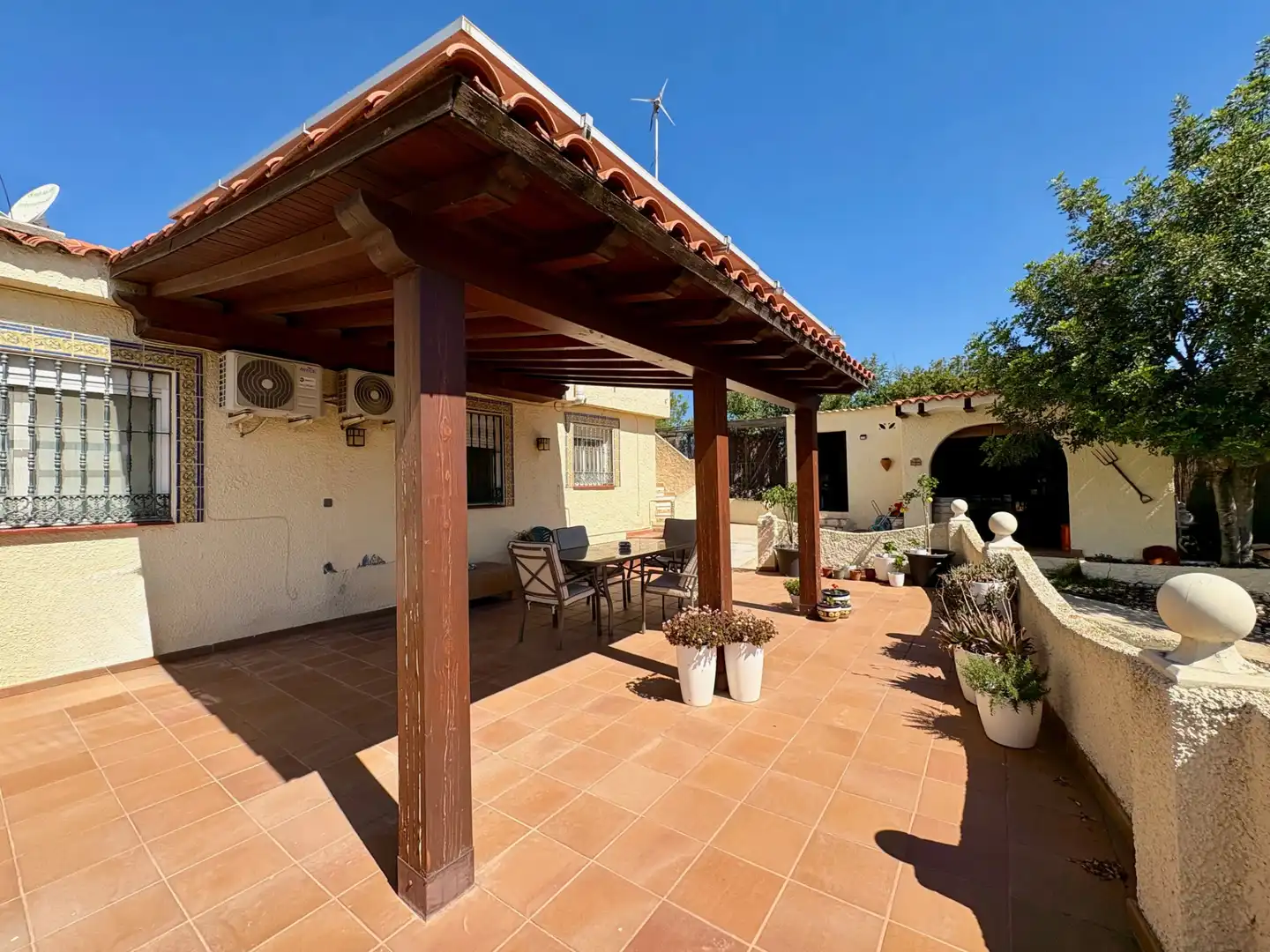Terrassa de Casa o xalet en venda en Cheste amb Aire condicionat, Calefacció i Jardí privat