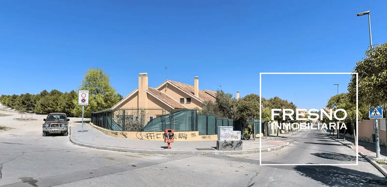 Vista exterior de Casa adosada en venta en Rivas-Vaciamadrid con Jardín privado