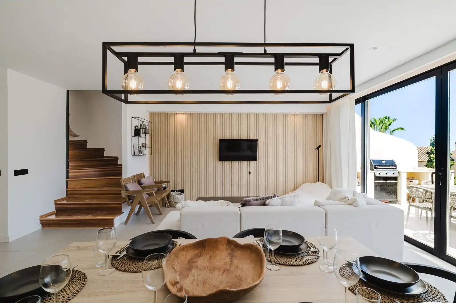 Dining room of Houses for sale in Marbella  with Air Conditioner, Terrace and Community pool