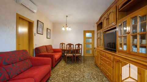 Foto 3 de Piso en venta en Carrer del Bisbe Urquinaona, Centre, Castelldefels