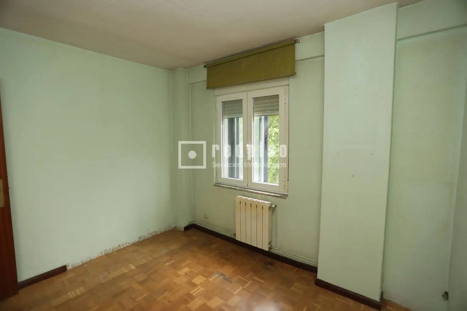 Bedroom of Flat for sale in Madrid  with Heating, Parquet flooring and Terrace