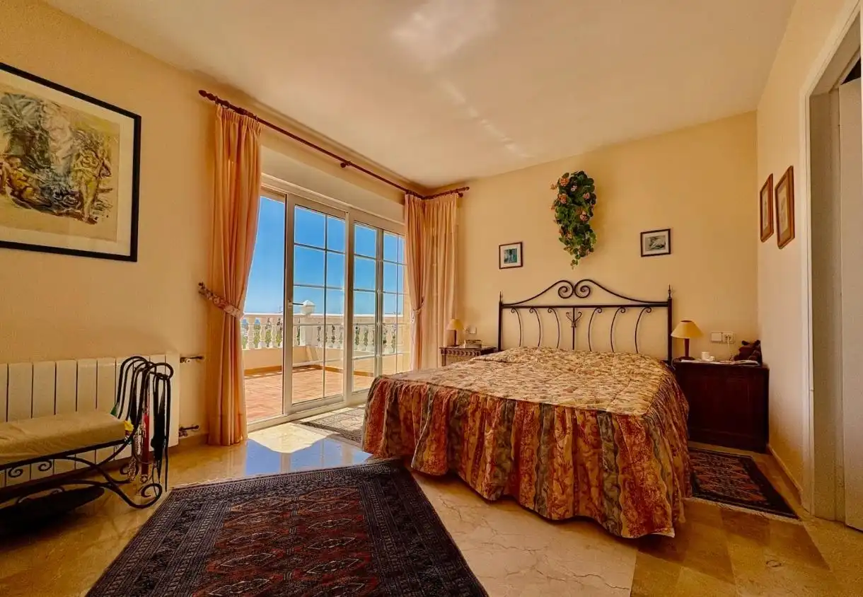 Chalet con terraza en venta en Calle canal de la mancha 19, imagen 22