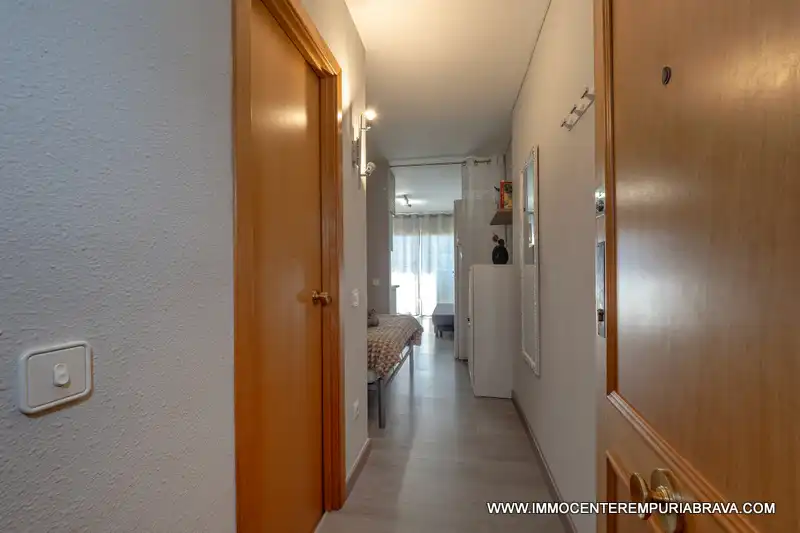 Piso con piscina en venta en Muga - Gran Reserva - Badia, imagen 2
