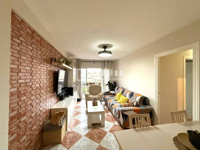 Piso en Venta en de Isaac Peral en La Luz - El Torcal