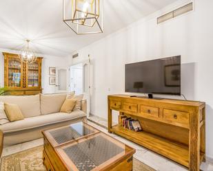 Living room of Planta baja for sale in Marbella  with Air Conditioner, Terrace and Swimming Pool