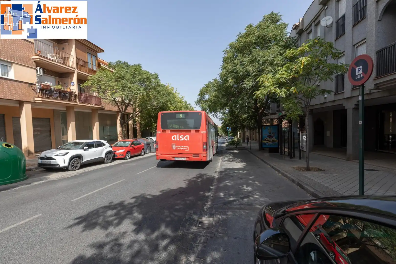 Vista exterior de Pis en venda en Granada amb Aire condicionat i Calefacció