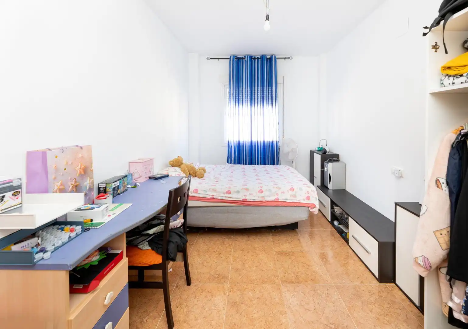 Schlafzimmer von Einfamilien-Reihenhaus zum Verkauf in Vegas del Genil mit Klimaanlage