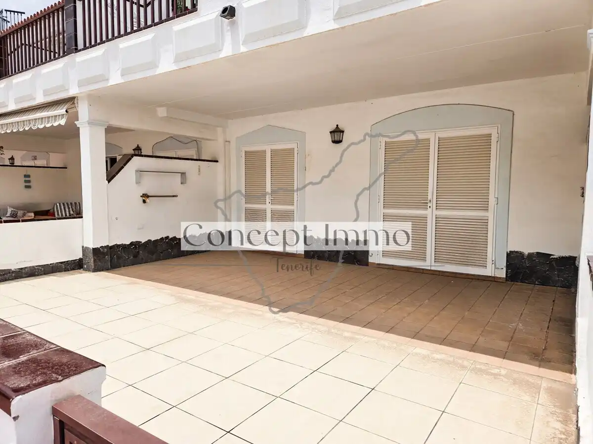 Terraza de Planta baja en venta en Arona con Terraza, Trastero y Alarma