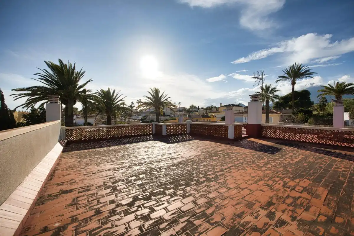 Terraza de Casa o chalet en venta en L'Alfàs del Pi con Aire acondicionado, Calefacción y Jardín privado