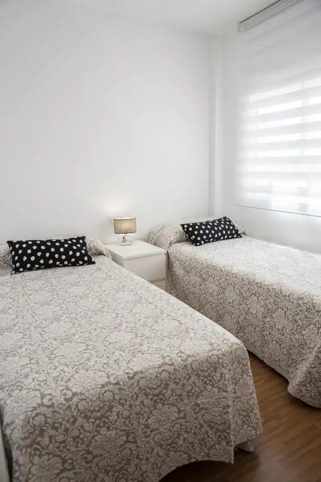 Habitación de Piso de alquiler en Sanlúcar de Barrameda con Aire acondicionado y Amueblado