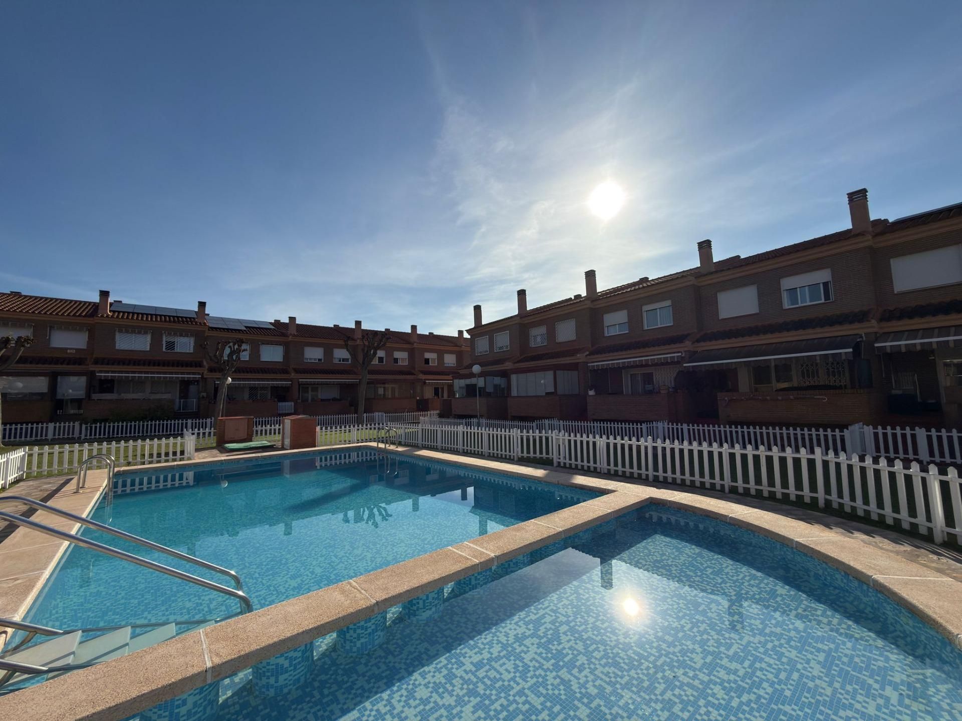 Piscina de Casa o chalet en venta en San Vicente del Raspeig / Sant Vicent del Raspeig con Jardín privado, Terraza y Trastero