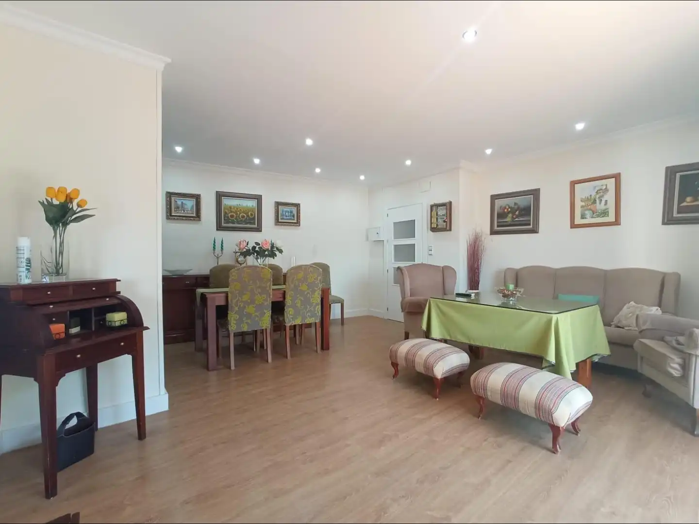 Menjador de Apartament de lloguer en Granada amb Aire condicionat, Calefacció i Terrassa