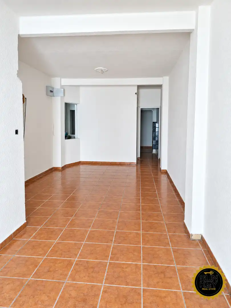 Piso con terraza en venta en Centro