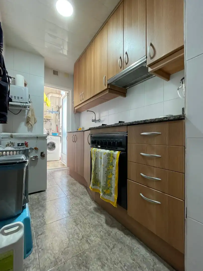 Cocina de Piso en venta en Barcelona con Aire acondicionado, Amueblado y Horno