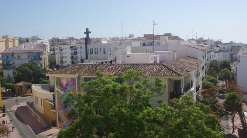 Foto 2 de Piso en venta en Centro, Estepona