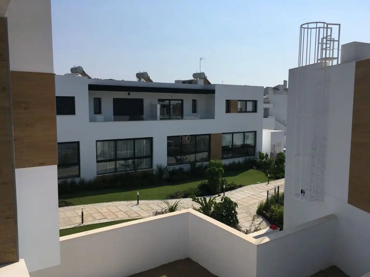 Außenansicht von Einfamilien-Reihenhaus zur Miete in Marbella mit Klimaanlage, Möbliert und Gemeinschaftspool