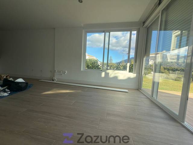 Casa-chalet en Alquiler en C. Azahar en Santa María