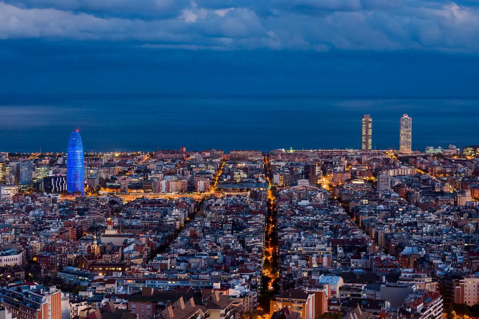 Außenansicht von Büro zur Miete in Barcelona mit Klimaanlage