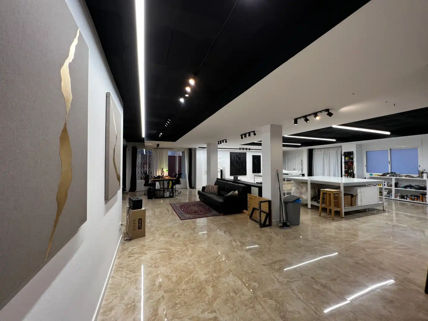 Local en venda en Barcelona amb Aire condicionat, Internet i Domòtica
