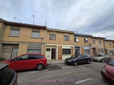 Adossat en venda a Calle Monte San Julián