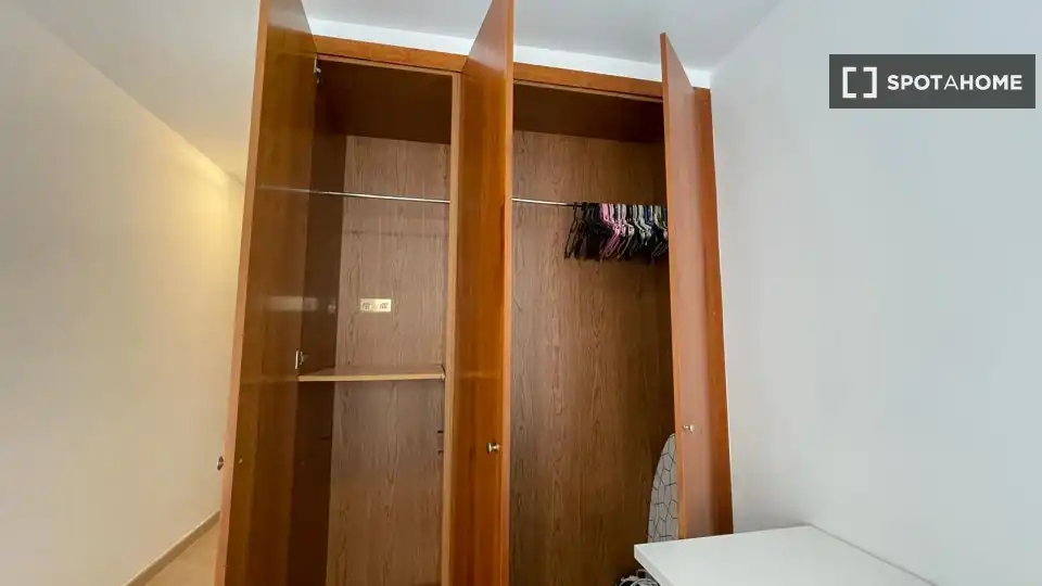 Wohnung mit Terrasse zur Miete in Quatre Carreres, imagen 12