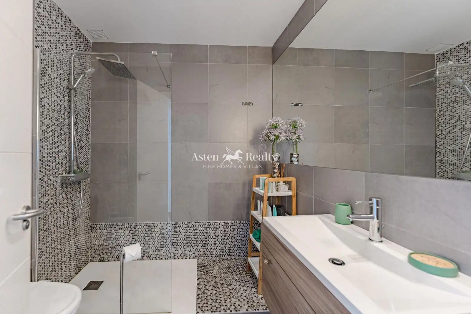 Bathroom of Houses for sale in Adeje  with Air Conditioner, Private garden and Terrace