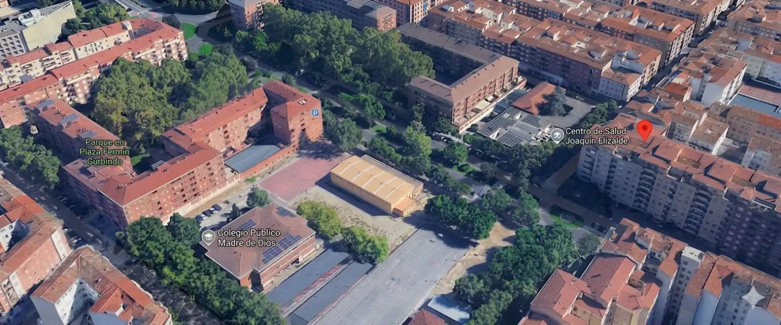 Vista exterior de Pis en venda en  Logroño amb Calefacció, Parquet i Terrassa