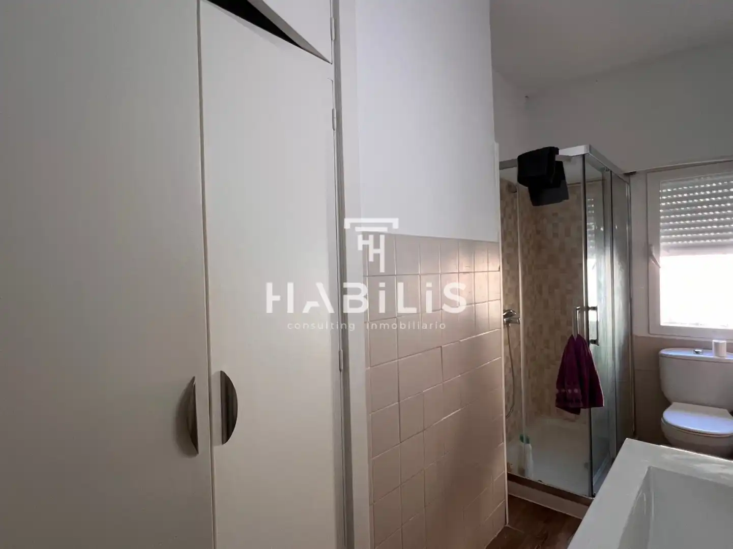 Bedroom of Flat for rent in Toledo  with Air Conditioner, Heating and Furnished
