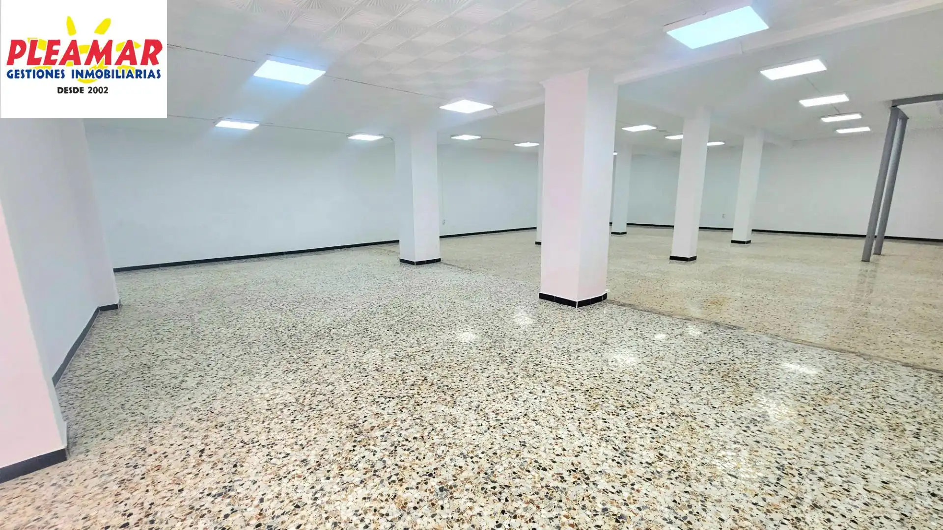 Local comercial en venda a Centro, imagen 3
