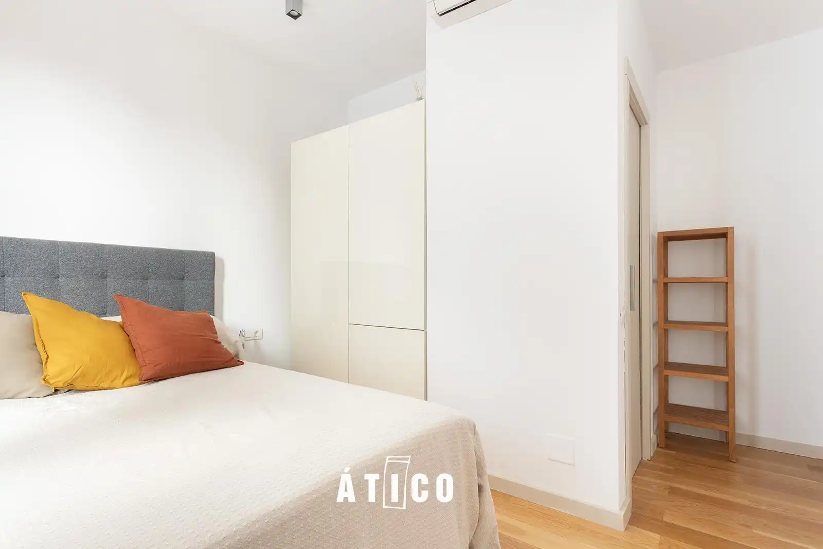 Dormitori de Àtic en venda en Barcelona amb Aire condicionat, Calefacció i Parquet