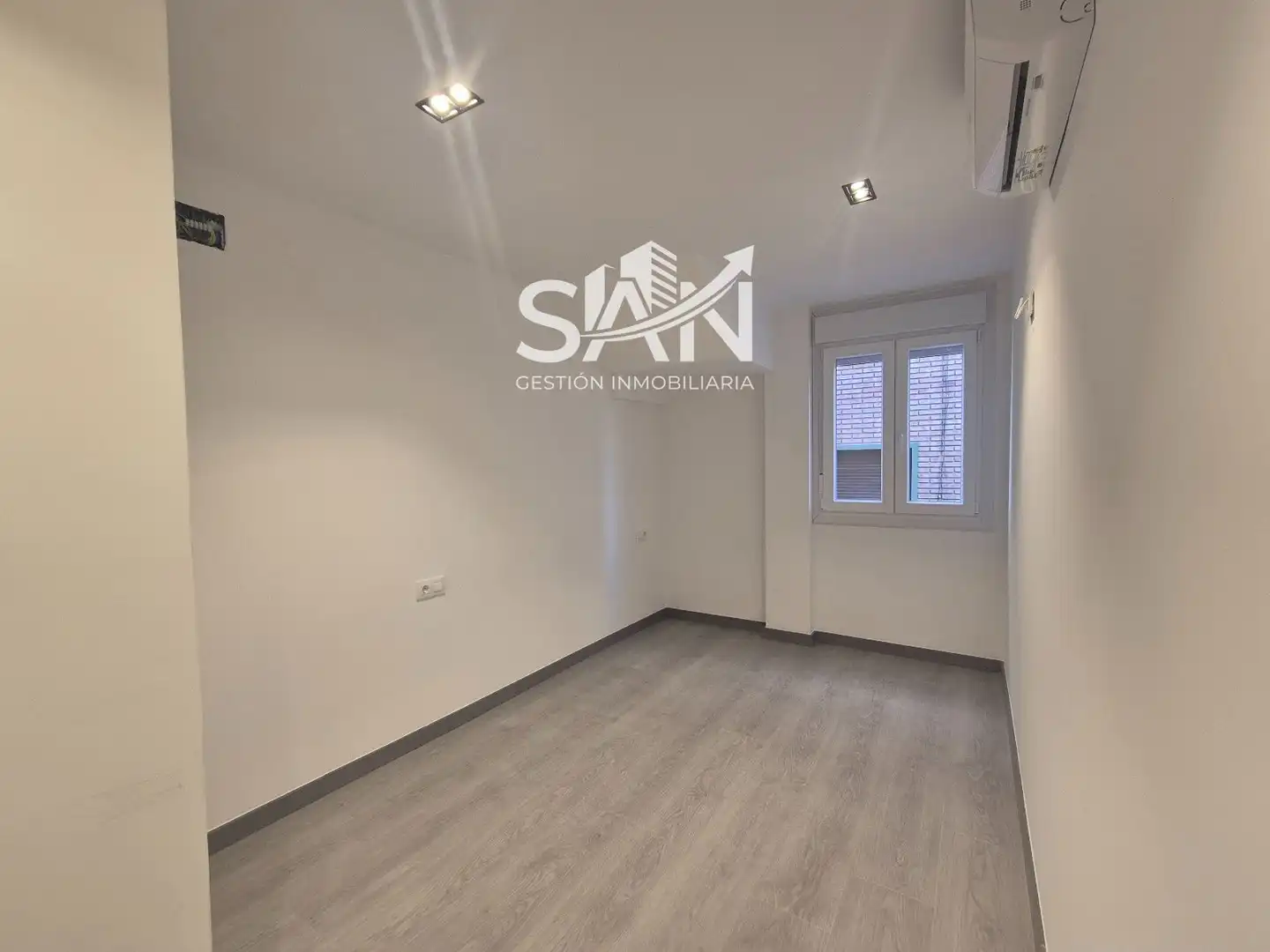 Duplex with lift for sale in Torrero-La Paz, imagen 17