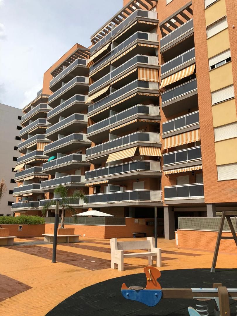 Exterior view of Flat to rent in La Pobla de Farnals  with Storage room and Swimming Pool