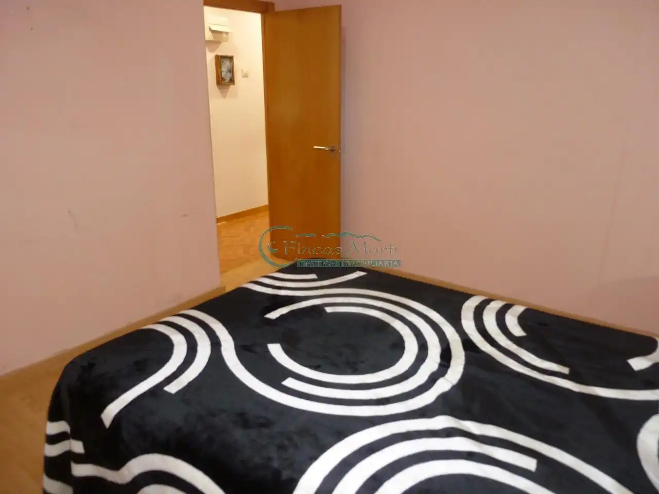 Habitación de Piso en venta en Vigo  con Calefacción y Balcón