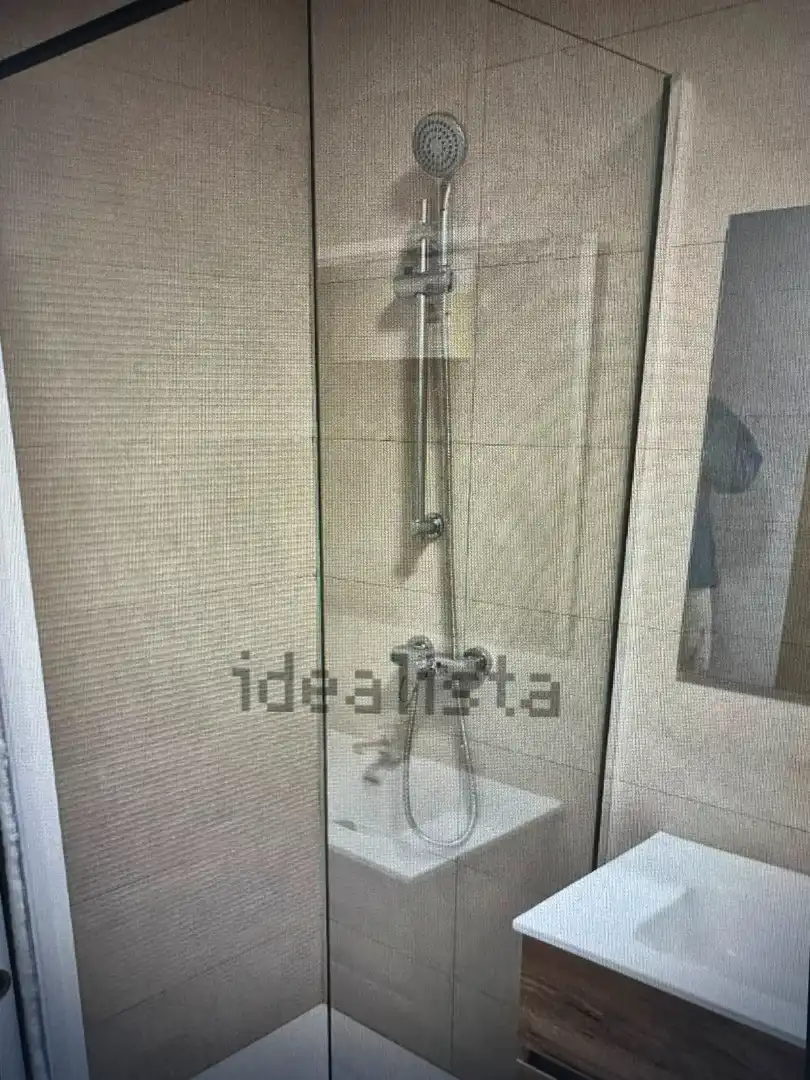 Bathroom of Houses for sale in Sevilla  with Terrace and Balcony