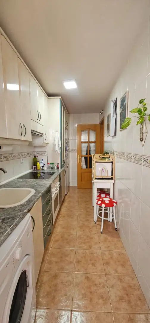 Appartement compact avec ascenseur à louer à Avenida Primero de Mayo, imagen 9